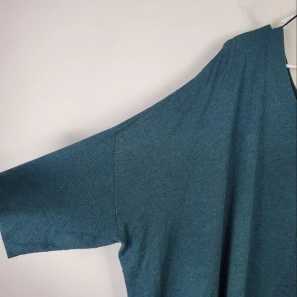 EVRI Dark Green Sweater Knit Top Womens Size 4X Dolman Sleeve V Neck Classic - Picture 3 of 3